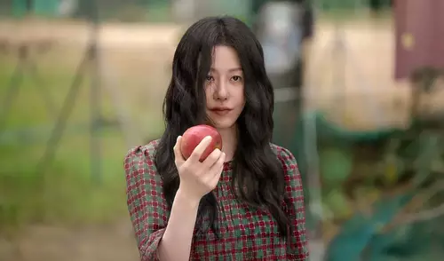 Doramas que Estreiam em Setembro de 2025, personagem de Queen Mantis